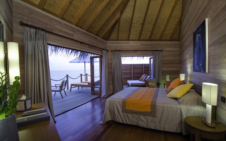 V Villas Maldives At Mirihi