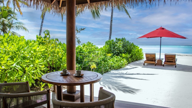 Melia Whale Lagoon Maldives
