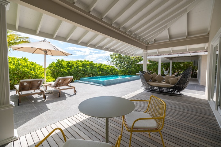 The Standard Huruvalhi Maldives