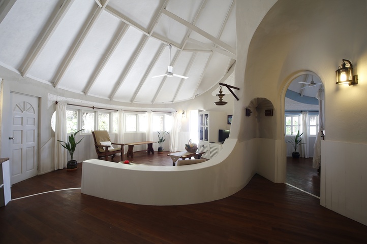 Nika Island Resort & Spa, Maldives